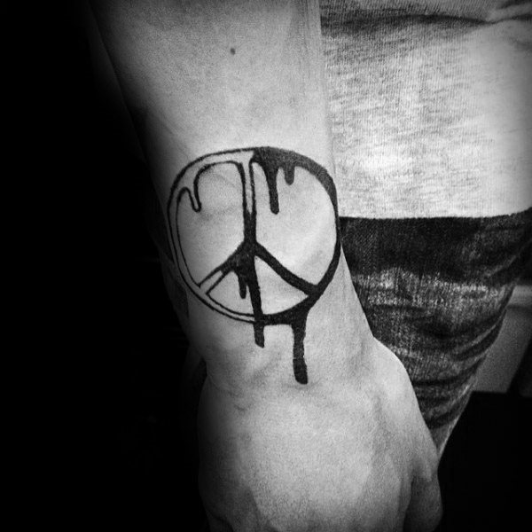 tatuaje simbolo paz 126