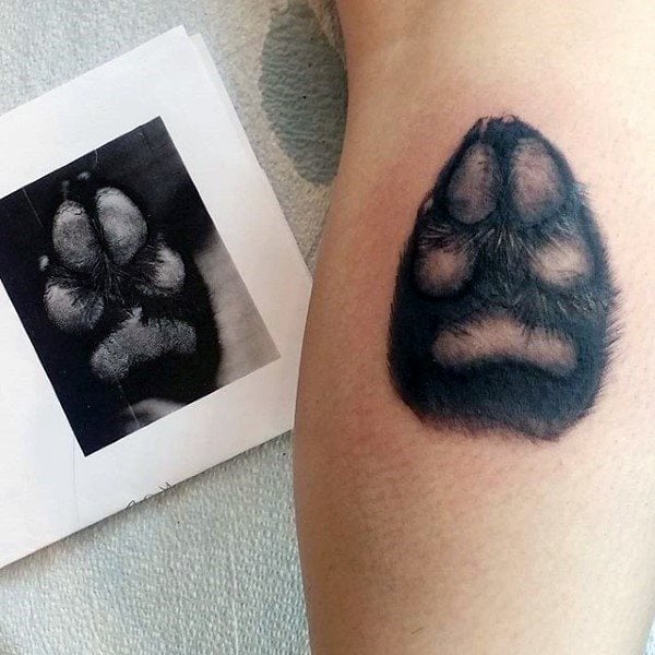 tatuaje huella pisada perro 192