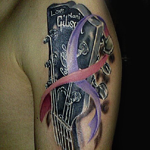 tatuaje lazo contra cancer 69