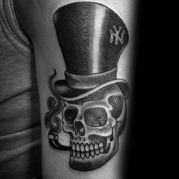 tatuaje calavera con sombrero 29