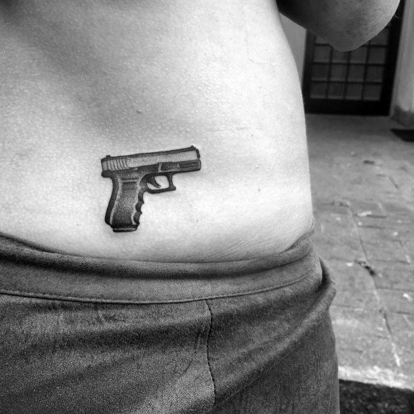 tatuaje pistola glock 61
