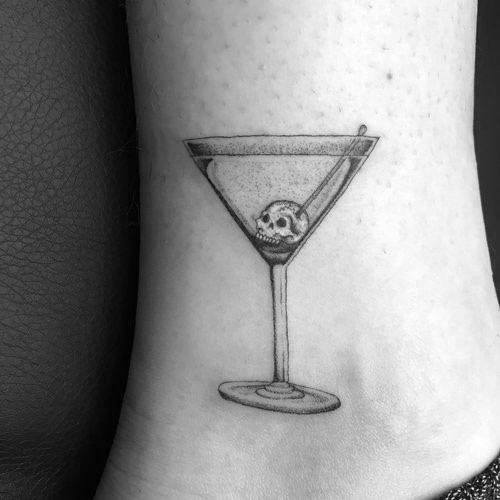 tatuaje vaso martini 55