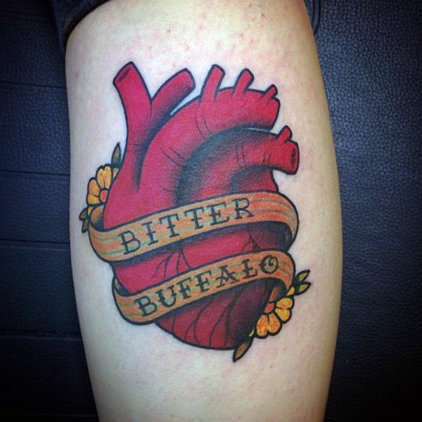 tatuaje corazon anatomico real 49