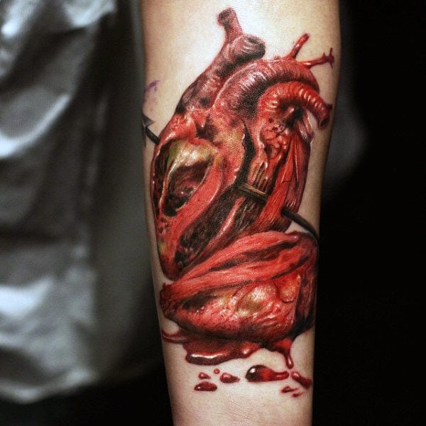 tatuaje corazon anatomico real 63