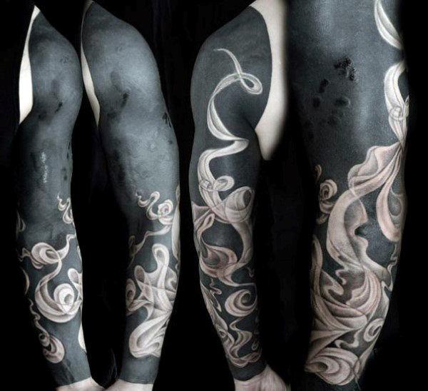 tatuaje estilo blackwork negro 99