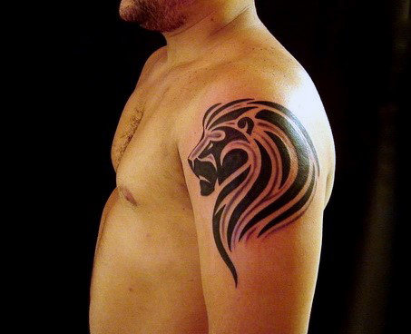 tatuaje leon estilo tribal 15