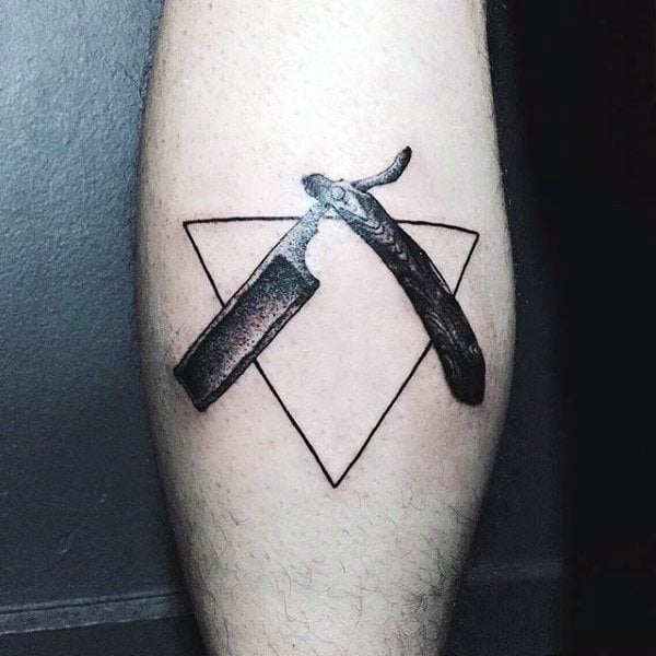 tatuaje triangulo 151