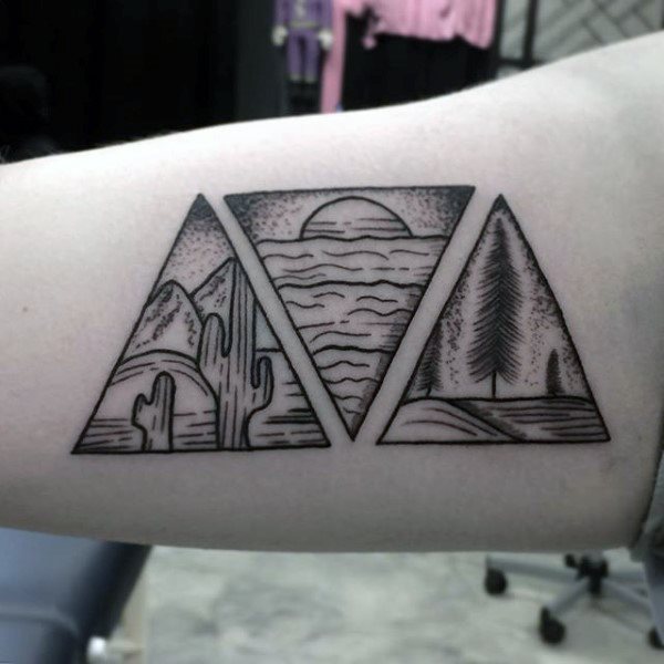 tatuaje triangulo 172