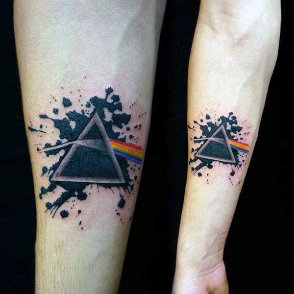 tatuaje triangulo 238