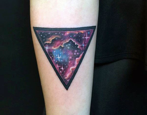 tatuaje triangulo 25