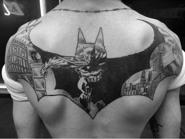 tatuaje batman 151