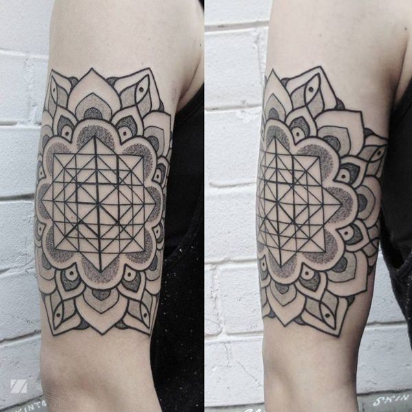 tatuaje geometrico 1144