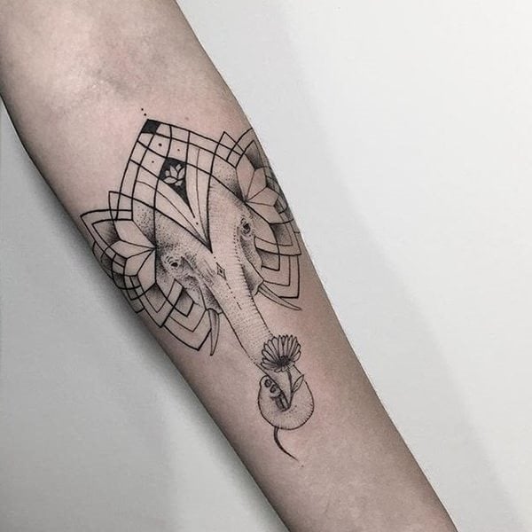 tatuaje geometrico 926