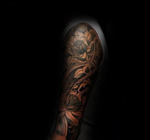 tatuaje flor de loto 130