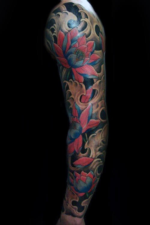 tatuaje flor de loto 145