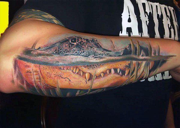 tatuaje cocodrilo caiman 104