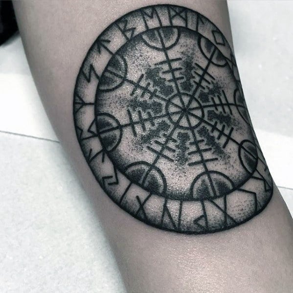 tatuaje simbolo vikingo aegishjalm 63