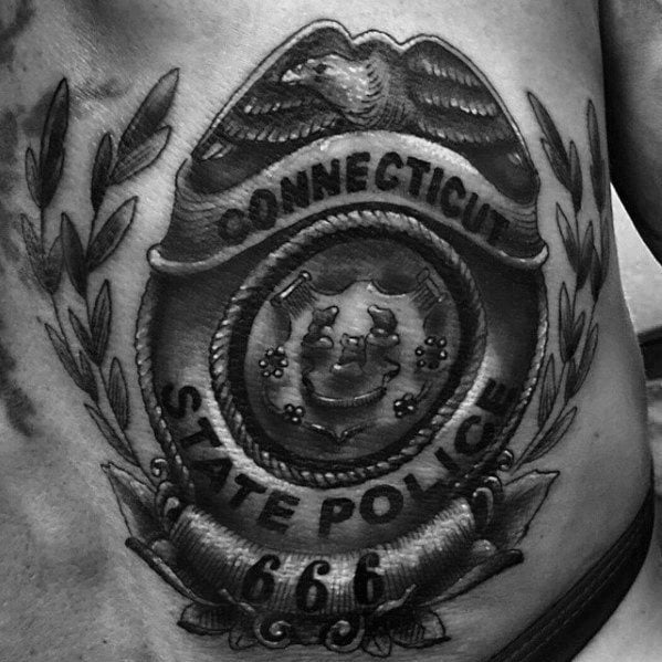 tatuaje policia 60