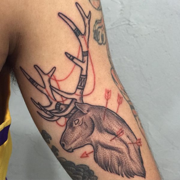tatuaje ciervo 144