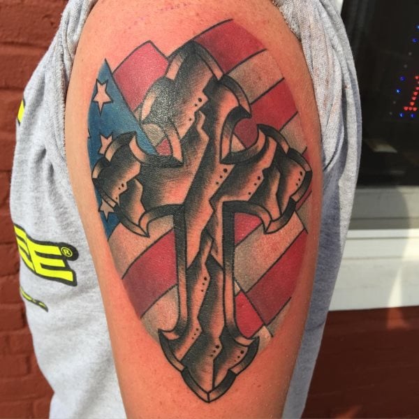 tatuaje cruz 168