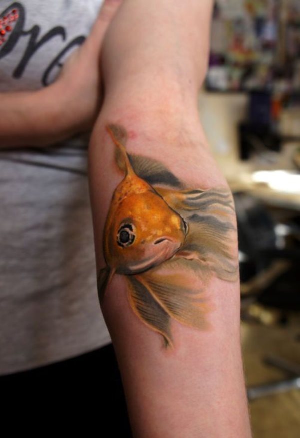 85 Tatuajes de todo tipo de peces y estilos y sus significados: Ballena, pez gato...