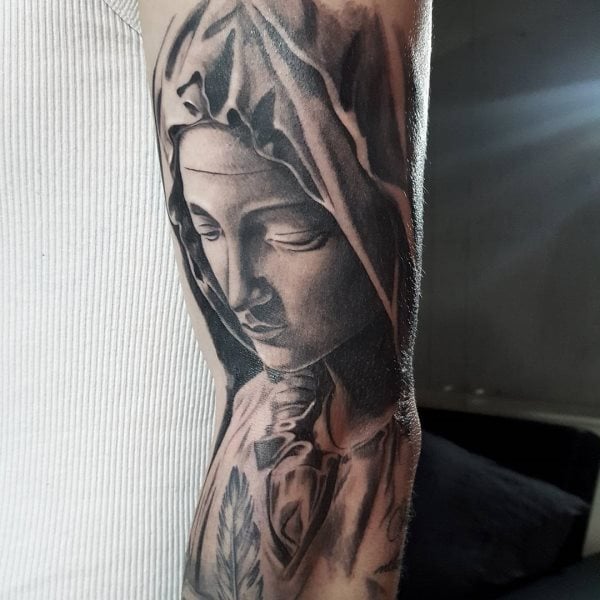 tatuaje virgen maria 354