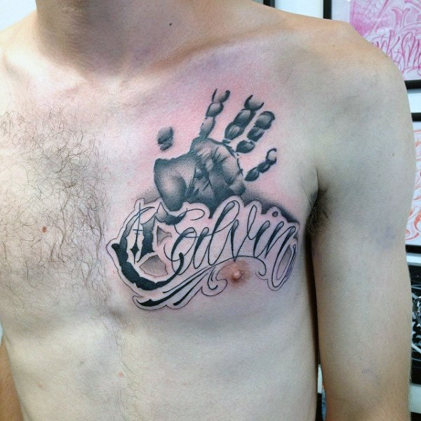 tatuaje huellas de manos 35