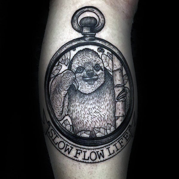 Tatuaje de oso perezoso: Símbolo de relajación, diplomacia y vida pacífica