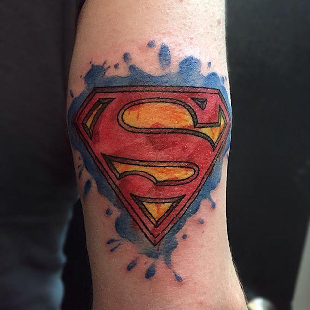 tatuaje superman 101
