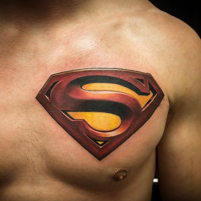 tatuaje superman 69