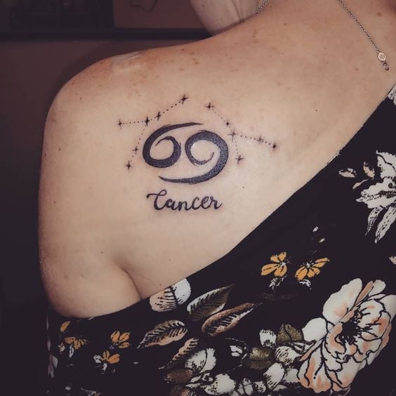tatuaje signo cancer 11