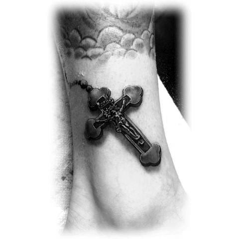 tatuaje 3d cruz 15