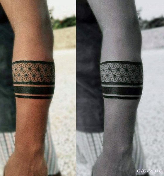 tatuaje brazalete negro 51