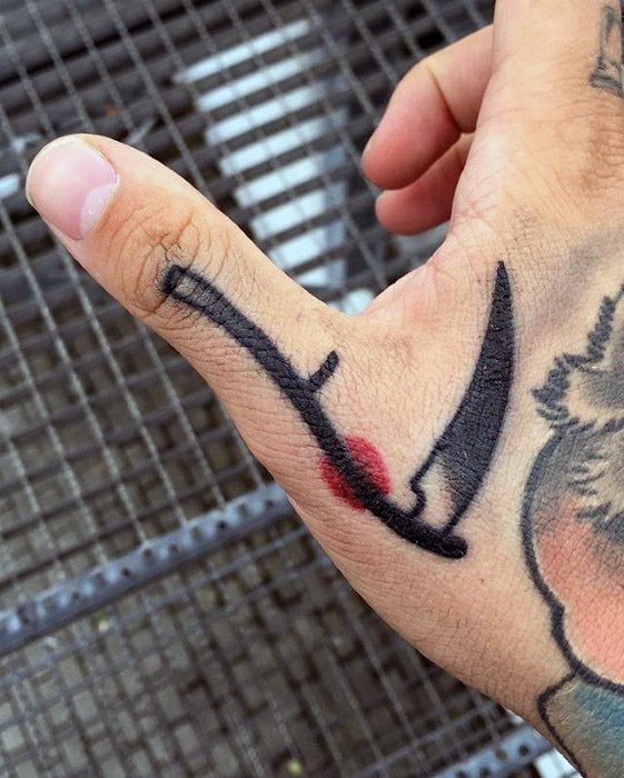 La guadaña: Descubre el significado que hay detrás de este increíble tattoo
