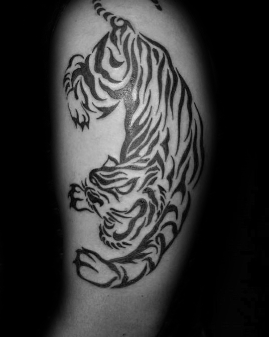tatuaje tigre tribal 21