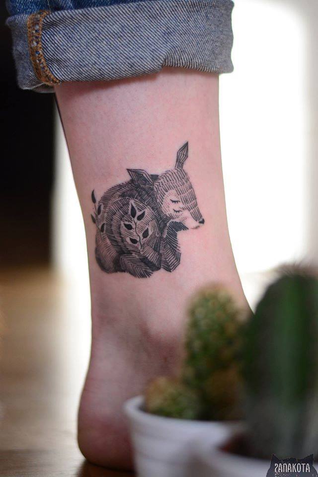 tatuaje ciervo mujer 41