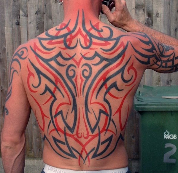 tatuaje tribal espalda 71