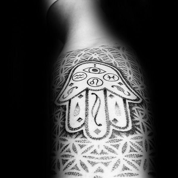 tatouage Khamsa main de Fatma 11