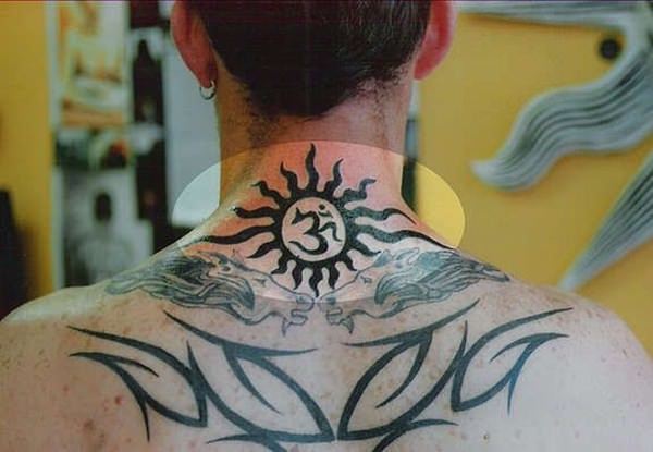 tatouage soleil 185