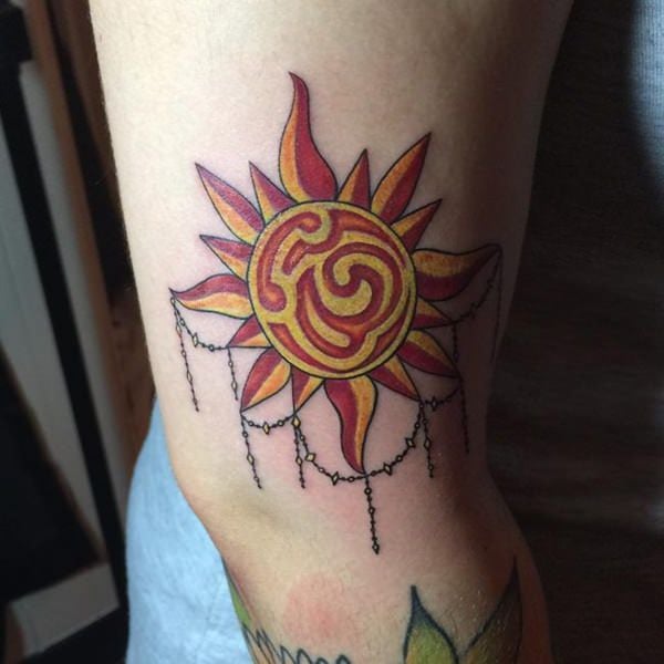 tatouage soleil 240