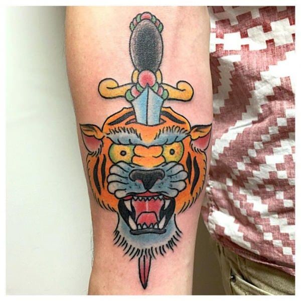 tatouage tiger 122