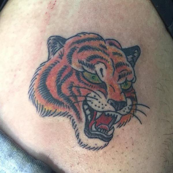 tatouage tiger 136
