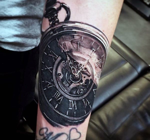 tatouage horloge 01
