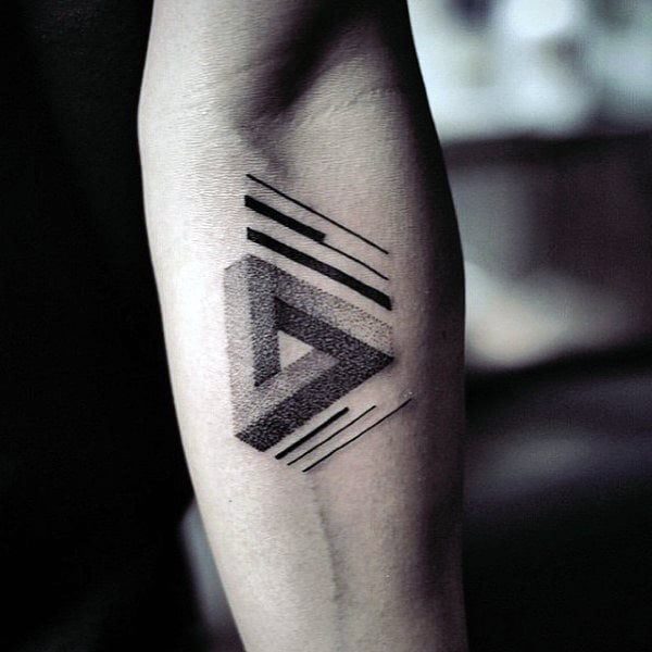tatouage triangle 43