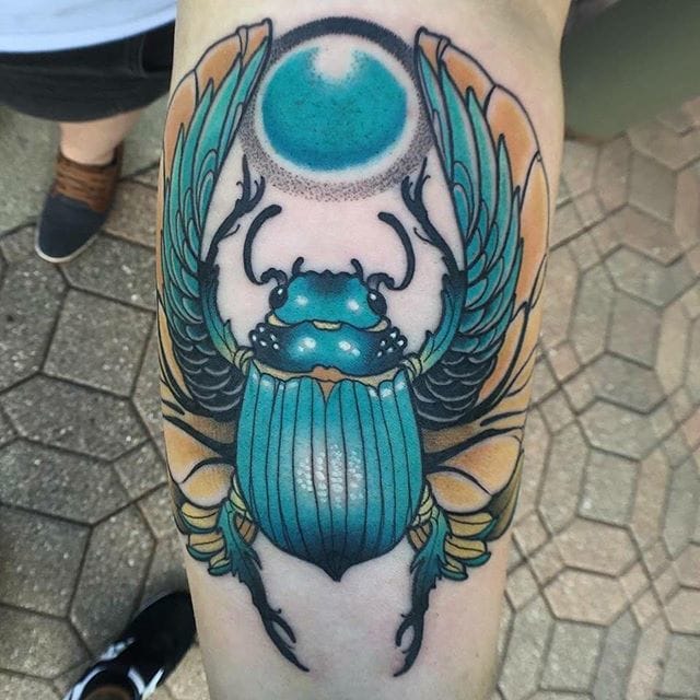 tatouage scarabee 16