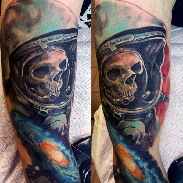 tatouage astronaute astronomie 169