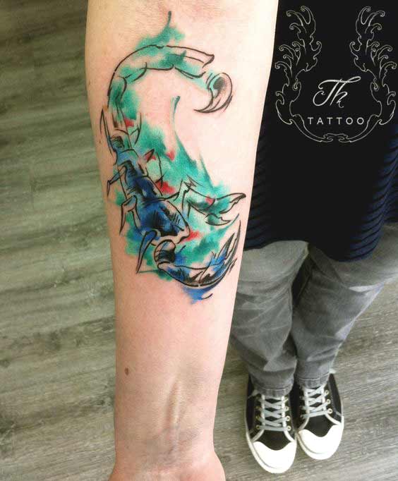 tatouage signe scorpion 115