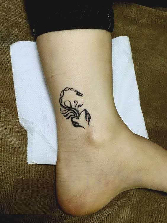 tatouage signe scorpion 99