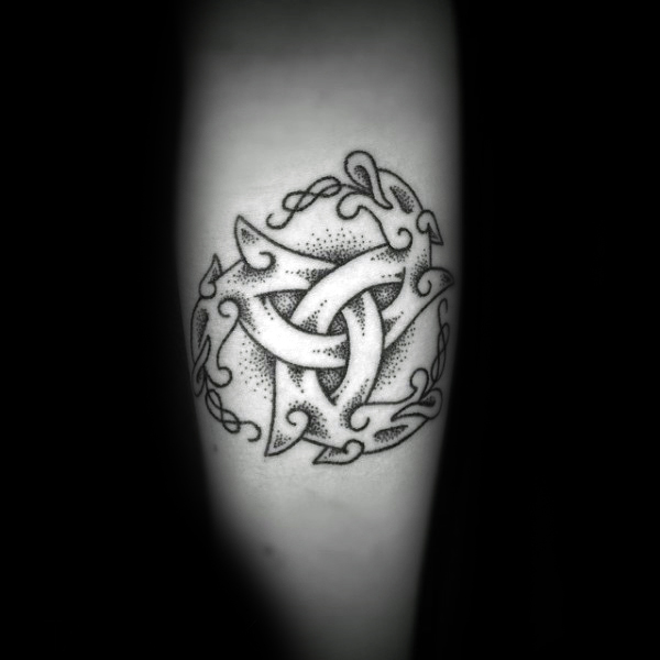 tatouage symbole de la triquetra 01