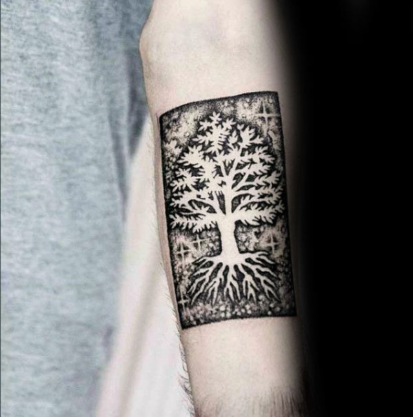tatouage arbre genealogique 82